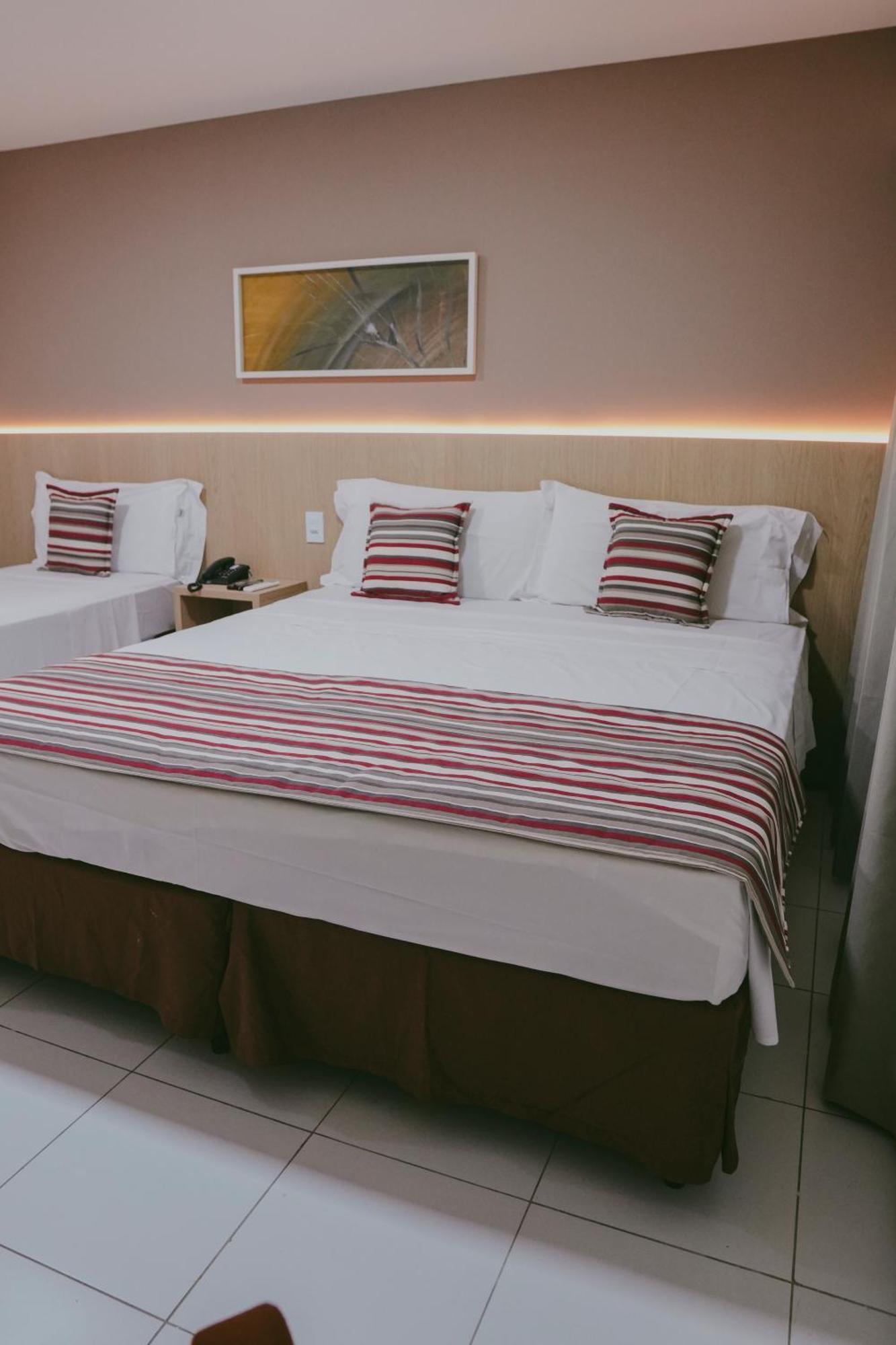 Slz Lagoa Hotel São Luís Екстериор снимка