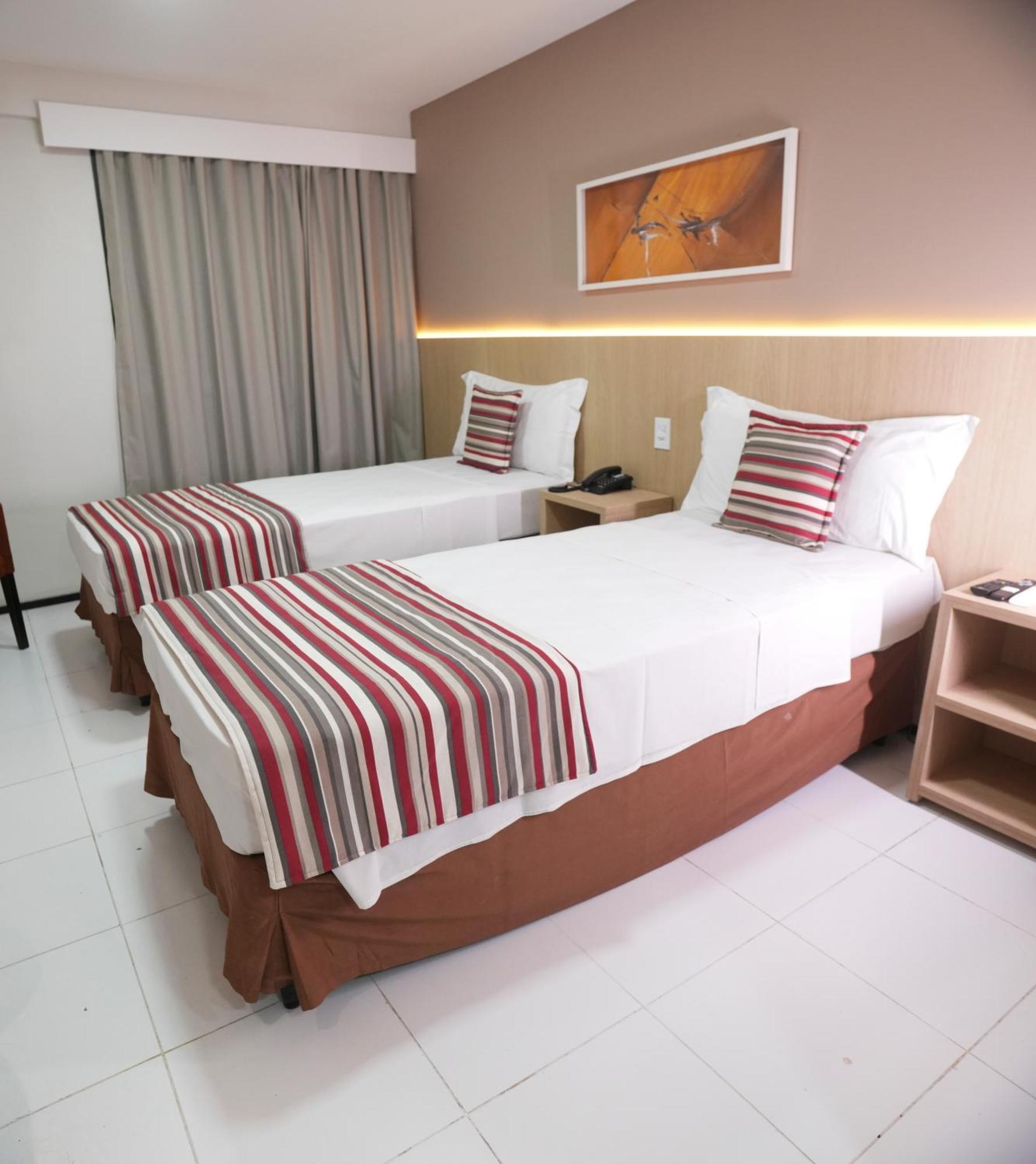 Slz Lagoa Hotel São Luís Екстериор снимка